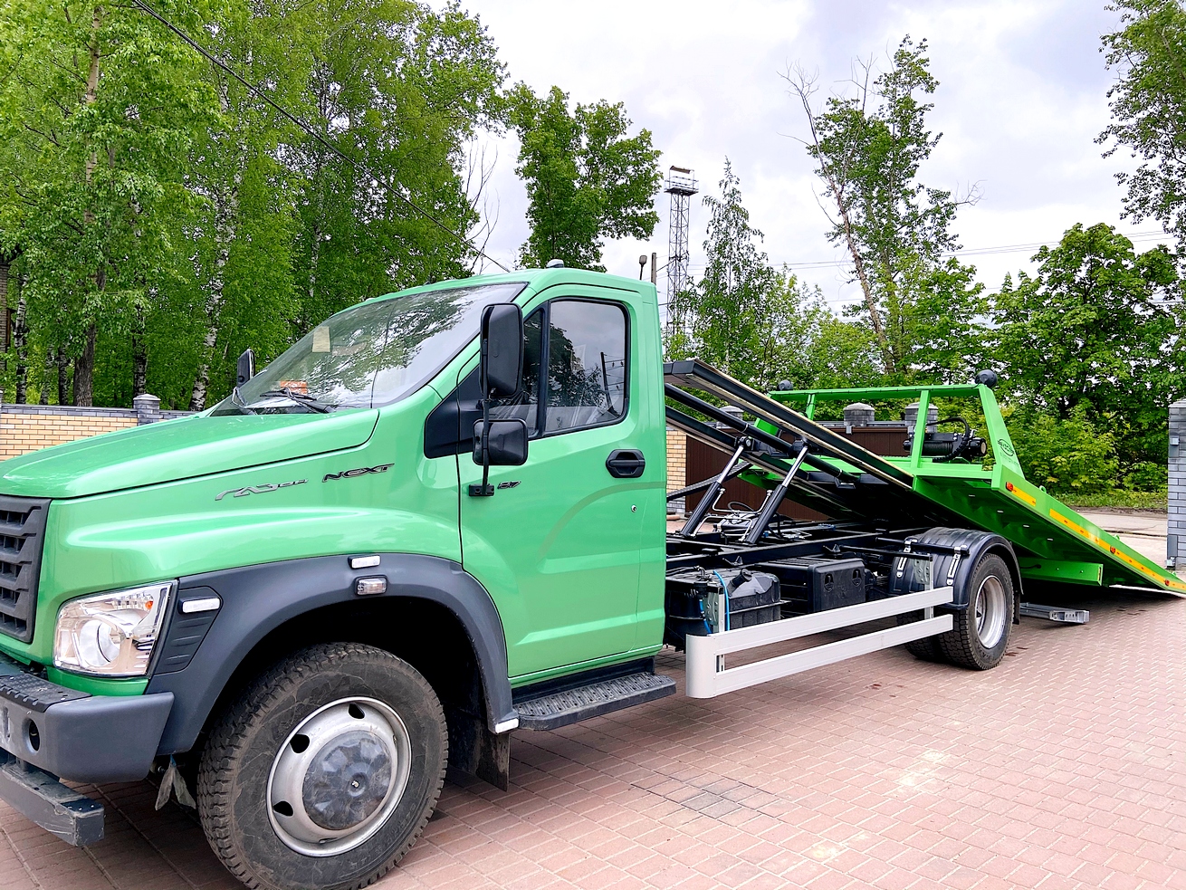 ЭВАКУАТОР ГАЗОН СУРГУТ